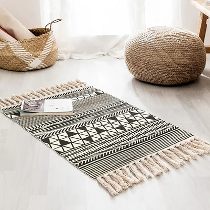 Handwoven Cotton Bohemian Rug with Tassels (1 Piece)