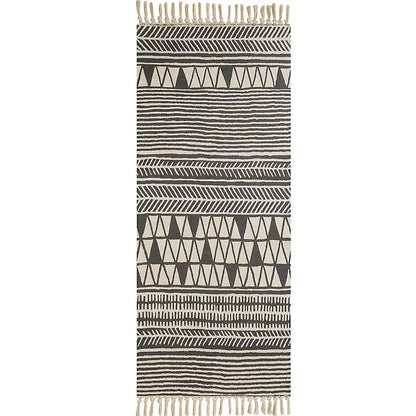 Handwoven Cotton Bohemian Rug with Tassels (1 Piece)